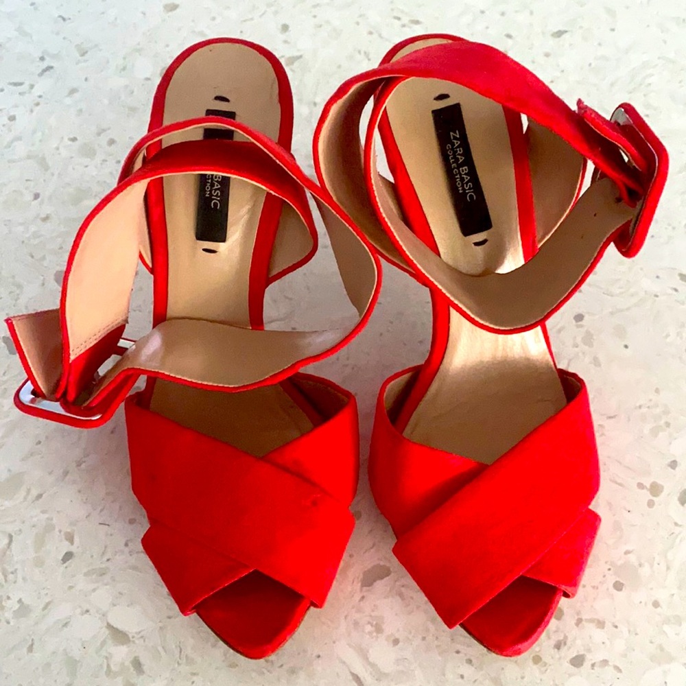 Strap heels